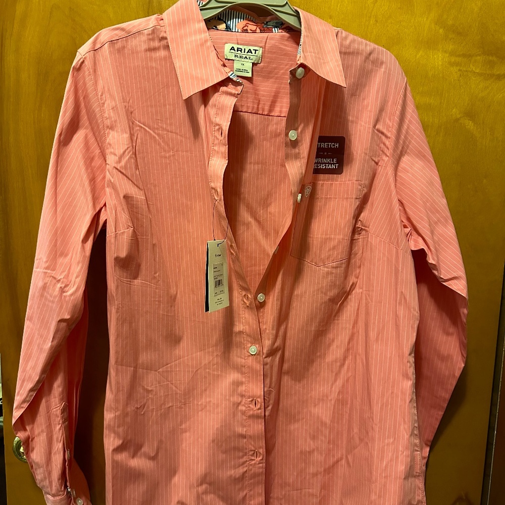 Women's Ariat Pink Pinstripe Button Down Shirt in size 1X
